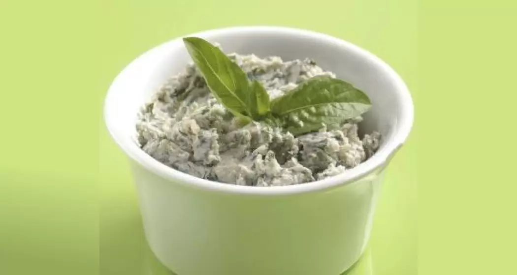 Dip-de-albahaca