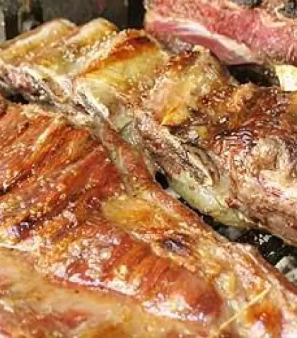 carne-al-asador-en-paravachasca-1