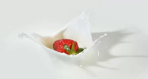 La crema de leche puede freezarse hasta 3 meses si se conserva en porciones y se descongela lentamente.