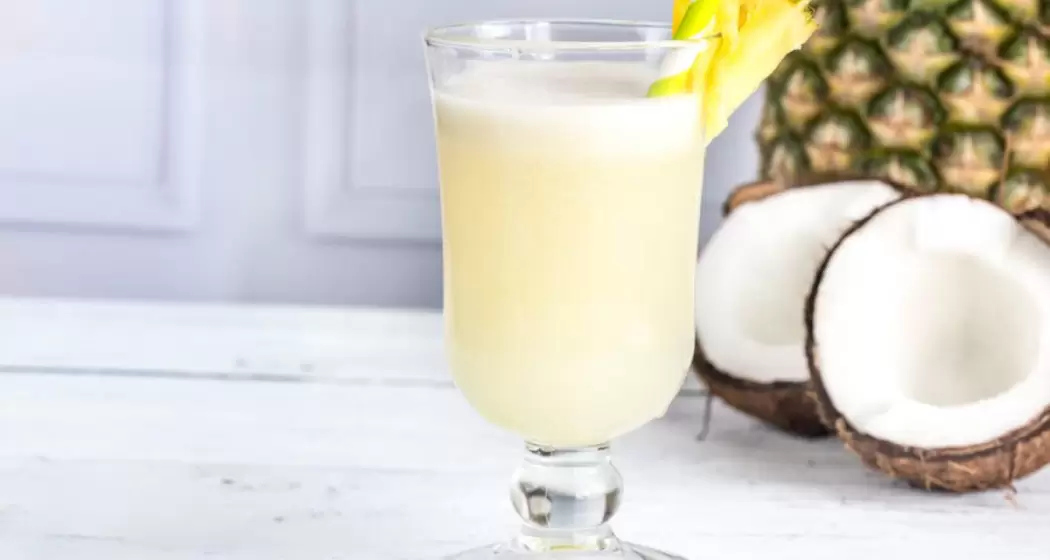 glass-of-pina-colada-PJW2TV6-e1559678754618