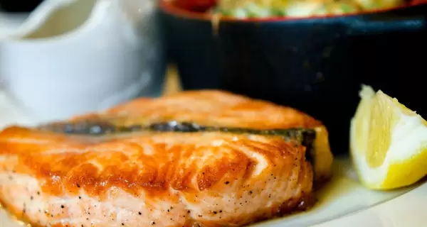 salmon-al-limon-scaled