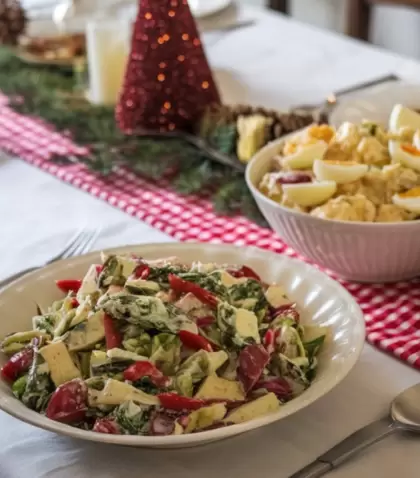 F�ciles ensaladas navide�as y aperitivos para salados y dulces para agasajar a la familia en la Navidad en Argentina.