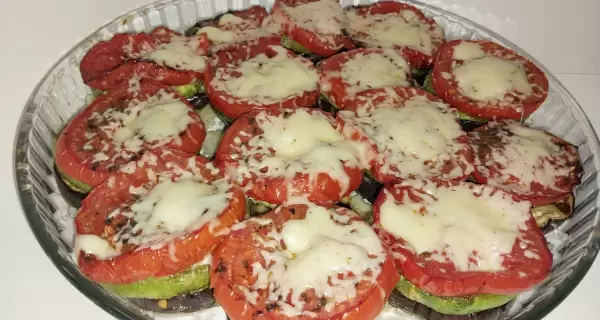 Torre de Vegetales Keto