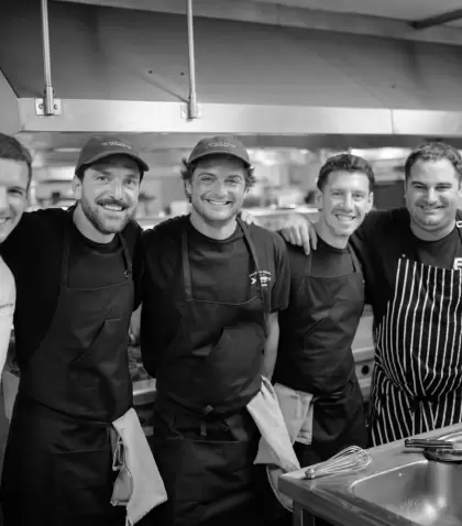 La cena aniversario de MAR Cocina Suratl�ntica en el Hotel Costa Galana