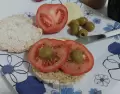 Galletas con Hummus, Queso y Tomate - Sin Gluten y sin TACC