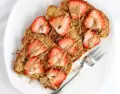 Tostadas francesas con frutilla y pasta de man�