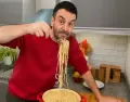 Tortilla de fideos rellena de jam�n y queso, una receta f�cil y rendidora para aprovechar sobras.