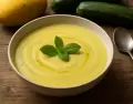 Sopa de calabac�n y mango