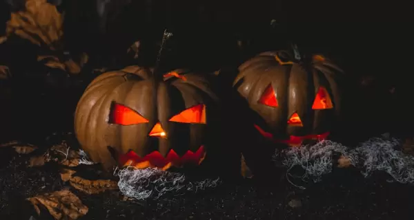 Una fiesta de Halloween casera con ideas tem�ticas, juegos y recetas f�ciles para toda la familia.