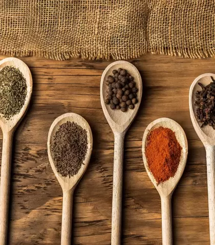 Tabla de equivalencias de cucharadas y gramos para cocinar sin balanza.