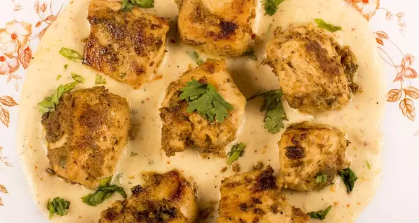Salsa blanca casera: cremosa, suave y perfecta para acompa�ar pastas y carnes en Navidad.