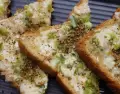 Pan de ajo y perejil: crocante, arom�tico y perfecto para acompa�ar la cena navide�a.