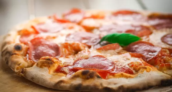 Pizza calabresa casera, una opci�n distinta para las fiestas