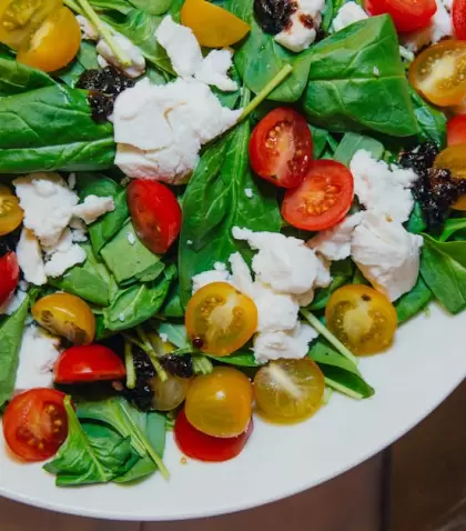 Ensalada caprese cl�sica, fresca y simple