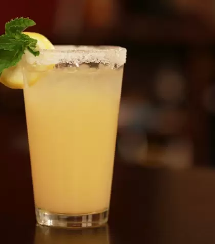 Limonada casera refrescante y econ�mica.