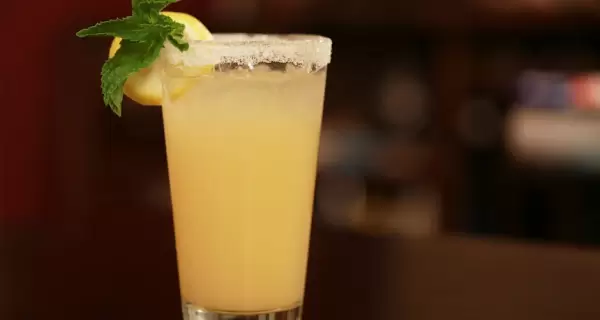 Limonada casera refrescante y econ�mica.