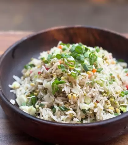 Ensalada de arroz fresca, f�cil y rendidora