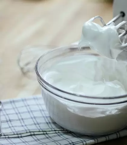 Leche y crema cumplen funciones distintas
