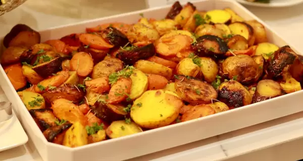 Papas al horno crocantes, una guarnici�n f�cil y perfecta para acompa�ar cualquier plato.
