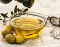 El aceite no pesa igual que el agua