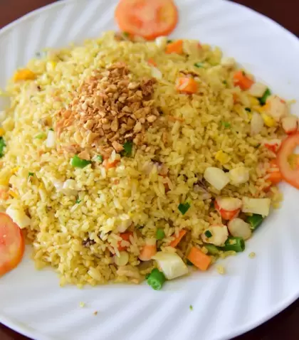 El arroz con vegetales es una receta econ�mica, vers�til y f�cil.