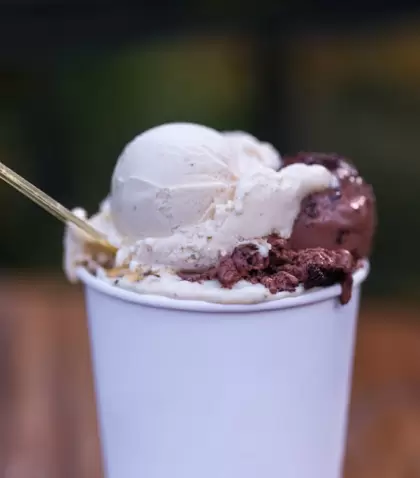 Helado casero cremoso con trucos simples.