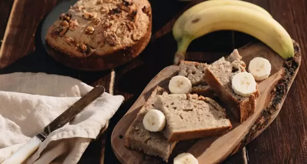Bud�n de banana pr�ctico y econ�mico.