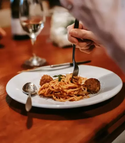 Spaghetti con alb�ndigas, el plato que recuerda a La dama y el vagabundo.