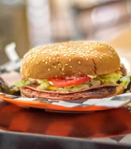 Cuando una receta queda asociada a una emoci�n o una escena fuerte, pasa a formar parte de algo m�s grande que la cocina.