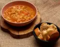 La sopa de verduras es una de las comidas m�s simples para d�as fr�os.