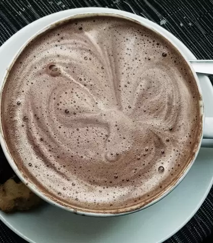 El chocolate caliente admite muchas variantes.