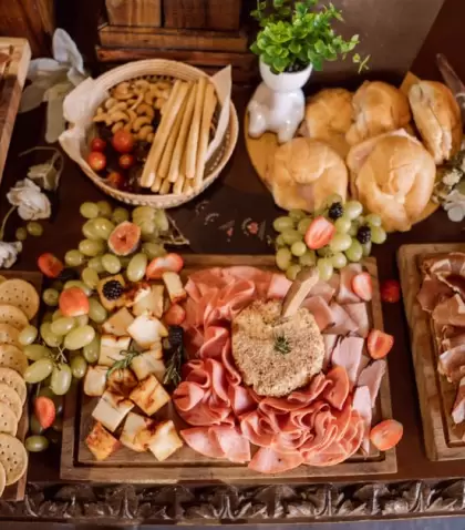 Bocados simples, contrastes, texturas y alg�n detalle que sorprende.