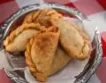 Las empanadas de osobuco saben a comida de olla.