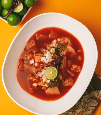 El chup�n de pescado demuestra que los platos de olla no tienen que ser siempre pesados ni basados en carne.